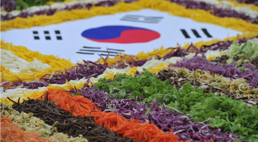 선양에 직경 3m 비빔밥 등장, 2015명 시식 