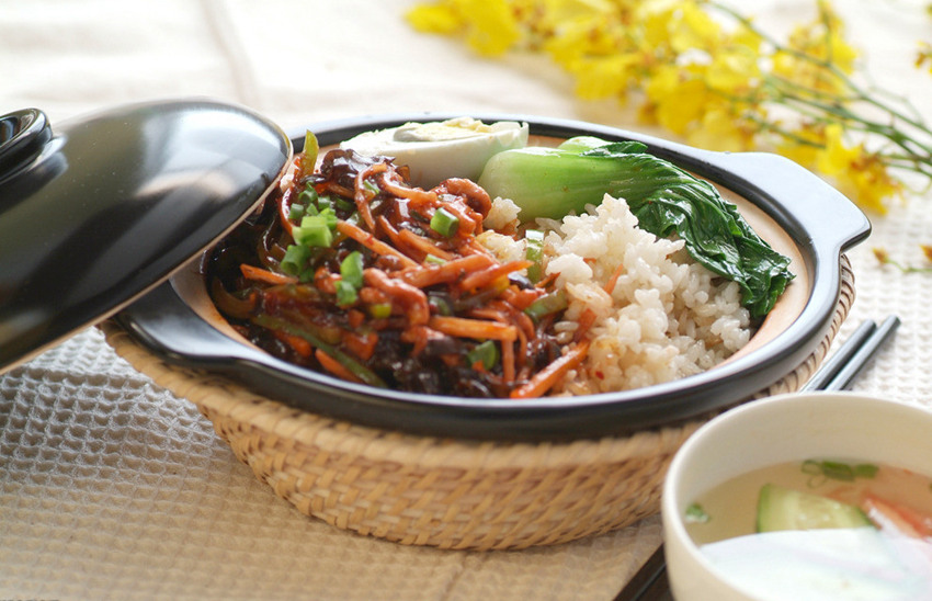 중국 12 대표 요리 위샹러우스(魚響肉絲)