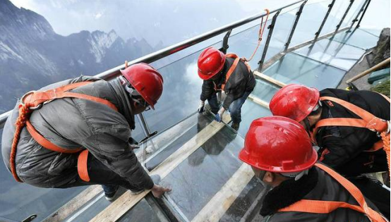 3월23일 장자제(张家界) 톈문산 관광지 재개방