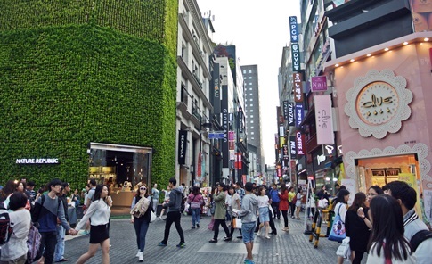 韩国精华购物攻略，去这些地方就对了——中韩人力网