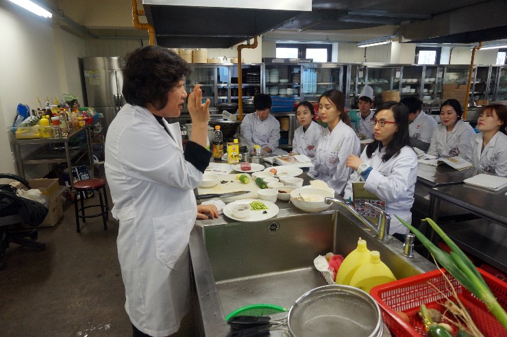 水原科学大学—酒店烹饪面点系（2年制）