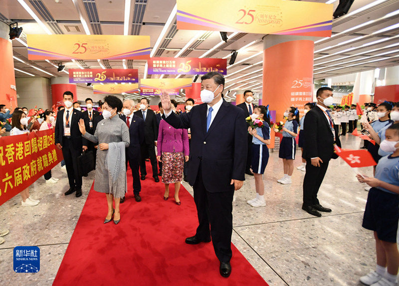 시진핑 주석, 홍콩 도착…홍콩 반환 25주년 경축식 참석——中韩人力网